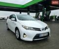 Белый Тойота Аурис, объемом двигателя 1.8 л и пробегом 216 тыс. км за 12000 $, фото 1 на Automoto.ua