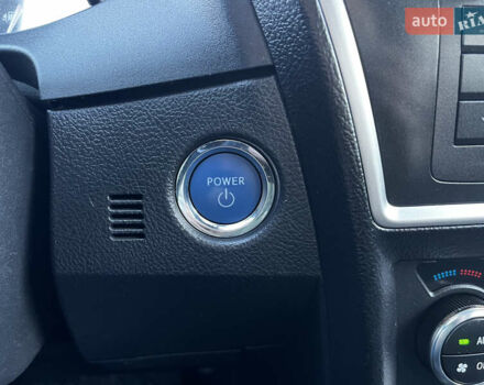 Білий Тойота Ауріс, об'ємом двигуна 1.8 л та пробігом 226 тис. км за 11599 $, фото 26 на Automoto.ua