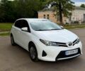 Білий Тойота Ауріс, об'ємом двигуна 1.3 л та пробігом 190 тис. км за 9500 $, фото 1 на Automoto.ua