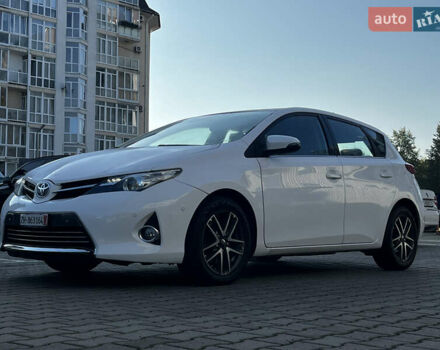 Белый Тойота Аурис, объемом двигателя 1.8 л и пробегом 226 тыс. км за 11599 $, фото 10 на Automoto.ua