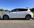 Белый Тойота Аурис, объемом двигателя 1.8 л и пробегом 299 тыс. км за 13600 $, фото 5 на Automoto.ua