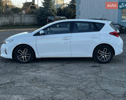 Белый Тойота Аурис, объемом двигателя 1.8 л и пробегом 226 тыс. км за 11650 $, фото 8 на Automoto.ua