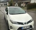 Белый Тойота Аурис, объемом двигателя 1.8 л и пробегом 182 тыс. км за 12500 $, фото 1 на Automoto.ua