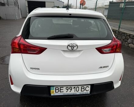 Білий Тойота Ауріс, об'ємом двигуна 1.6 л та пробігом 187 тис. км за 8500 $, фото 12 на Automoto.ua
