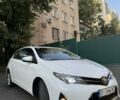 Белый Тойота Аурис, объемом двигателя 1.6 л и пробегом 202 тыс. км за 10800 $, фото 8 на Automoto.ua