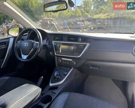 Белый Тойота Аурис, объемом двигателя 1.8 л и пробегом 213 тыс. км за 12999 $, фото 16 на Automoto.ua