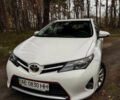 Белый Тойота Аурис, объемом двигателя 1.6 л и пробегом 121 тыс. км за 13750 $, фото 6 на Automoto.ua
