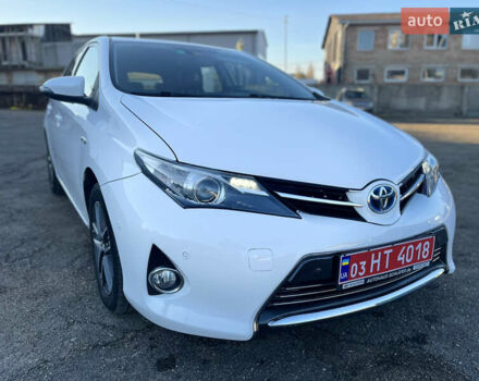 Белый Тойота Аурис, объемом двигателя 1.8 л и пробегом 226 тыс. км за 11650 $, фото 14 на Automoto.ua