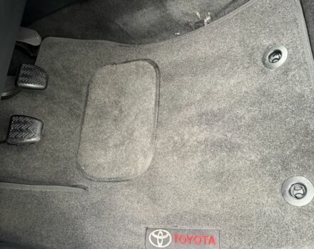 Білий Тойота Ауріс, об'ємом двигуна 1.6 л та пробігом 187 тис. км за 8500 $, фото 7 на Automoto.ua