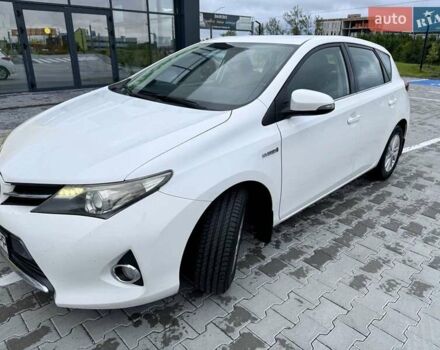 Белый Тойота Аурис, объемом двигателя 1.8 л и пробегом 216 тыс. км за 14400 $, фото 9 на Automoto.ua