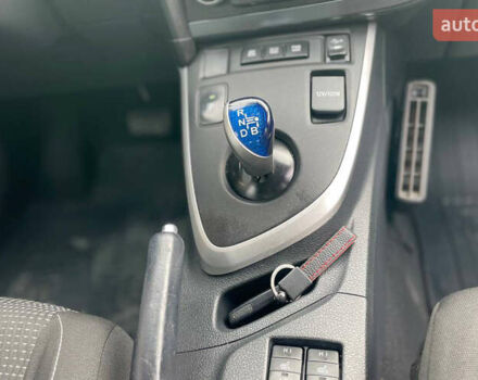 Белый Тойота Аурис, объемом двигателя 1.8 л и пробегом 136 тыс. км за 13000 $, фото 11 на Automoto.ua