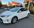 Білий Тойота Ауріс, об'ємом двигуна 1.6 л та пробігом 109 тис. км за 13500 $, фото 1 на Automoto.ua