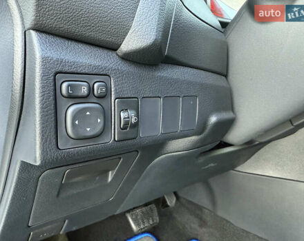 Білий Тойота Ауріс, об'ємом двигуна 1.8 л та пробігом 215 тис. км за 13500 $, фото 19 на Automoto.ua