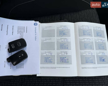 Білий Тойота Ауріс, об'ємом двигуна 1.8 л та пробігом 215 тис. км за 13500 $, фото 43 на Automoto.ua