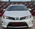 Белый Тойота Аурис, объемом двигателя 1.8 л и пробегом 207 тыс. км за 12800 $, фото 1 на Automoto.ua