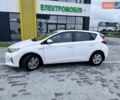 Белый Тойота Аурис, объемом двигателя 1.8 л и пробегом 216 тыс. км за 14400 $, фото 1 на Automoto.ua