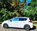 Белый Тойота Аурис, объемом двигателя 1.8 л и пробегом 170 тыс. км за 11700 $, фото 1 на Automoto.ua