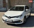 Белый Тойота Аурис, объемом двигателя 1.6 л и пробегом 212 тыс. км за 13450 $, фото 1 на Automoto.ua