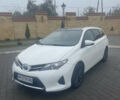 Белый Тойота Аурис, объемом двигателя 1.8 л и пробегом 179 тыс. км за 12500 $, фото 1 на Automoto.ua