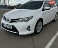 Белый Тойота Аурис, объемом двигателя 1.8 л и пробегом 360 тыс. км за 11500 $, фото 1 на Automoto.ua
