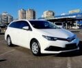 Белый Тойота Аурис, объемом двигателя 0 л и пробегом 256 тыс. км за 10600 $, фото 1 на Automoto.ua