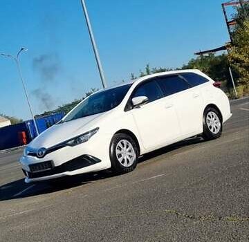 Белый Тойота Аурис, объемом двигателя 1.6 л и пробегом 256 тыс. км за 10999 $, фото 16 на Automoto.ua