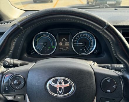 Белый Тойота Аурис, объемом двигателя 1.8 л и пробегом 158 тыс. км за 14000 $, фото 5 на Automoto.ua