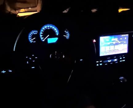 Белый Тойота Аурис, объемом двигателя 1.6 л и пробегом 256 тыс. км за 10700 $, фото 7 на Automoto.ua