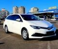 Белый Тойота Аурис, объемом двигателя 1.6 л и пробегом 256 тыс. км за 10700 $, фото 4 на Automoto.ua