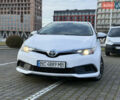 Білий Тойота Ауріс, об'ємом двигуна 1.4 л та пробігом 288 тис. км за 9250 $, фото 1 на Automoto.ua