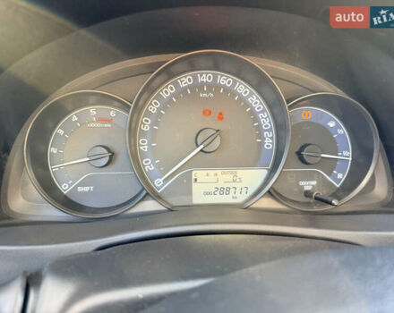 Білий Тойота Ауріс, об'ємом двигуна 1.36 л та пробігом 288 тис. км за 9400 $, фото 17 на Automoto.ua