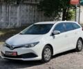 Білий Тойота Ауріс, об'ємом двигуна 1.6 л та пробігом 227 тис. км за 11990 $, фото 1 на Automoto.ua