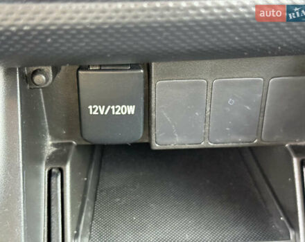 Білий Тойота Ауріс, об'ємом двигуна 1.4 л та пробігом 288 тис. км за 9250 $, фото 26 на Automoto.ua