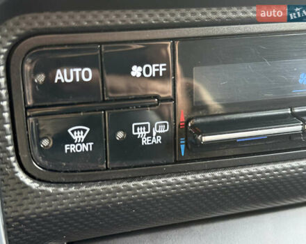 Білий Тойота Ауріс, об'ємом двигуна 1.4 л та пробігом 288 тис. км за 9250 $, фото 24 на Automoto.ua