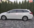 Белый Тойота Аурис, объемом двигателя 1.6 л и пробегом 153 тыс. км за 13700 $, фото 3 на Automoto.ua