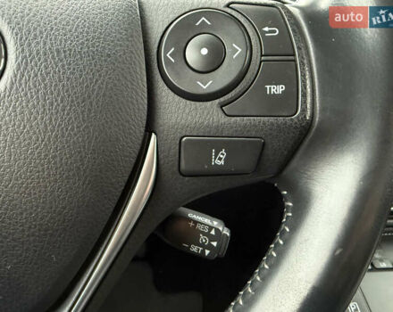 Белый Тойота Аурис, объемом двигателя 1.8 л и пробегом 200 тыс. км за 15700 $, фото 32 на Automoto.ua