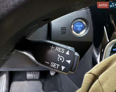 Белый Тойота Аурис, объемом двигателя 1.8 л и пробегом 200 тыс. км за 15700 $, фото 37 на Automoto.ua