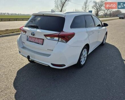 Белый Тойота Аурис, объемом двигателя 1.8 л и пробегом 97 тыс. км за 15150 $, фото 4 на Automoto.ua