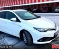 Белый Тойота Аурис, объемом двигателя 1.8 л и пробегом 98 тыс. км за 16800 $, фото 1 на Automoto.ua