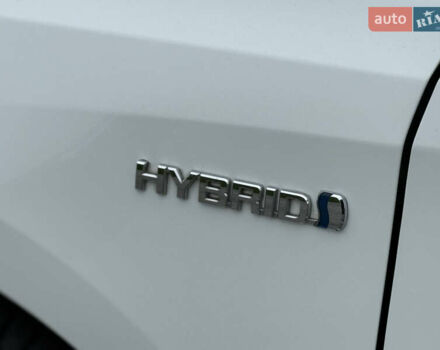 Белый Тойота Аурис, объемом двигателя 1.8 л и пробегом 200 тыс. км за 15900 $, фото 14 на Automoto.ua