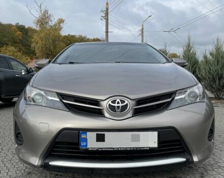 Бежевый Тойота Аурис, объемом двигателя 1.3 л и пробегом 174 тыс. км за 8500 $, фото 2 на Automoto.ua