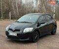 Черный Тойота Аурис, объемом двигателя 1.6 л и пробегом 302 тыс. км за 5200 $, фото 1 на Automoto.ua