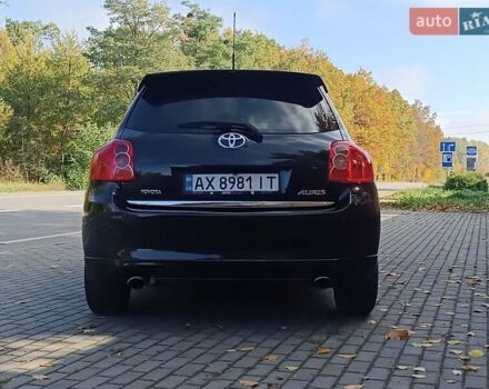 Черный Тойота Аурис, объемом двигателя 1.6 л и пробегом 199 тыс. км за 5950 $, фото 102 на Automoto.ua
