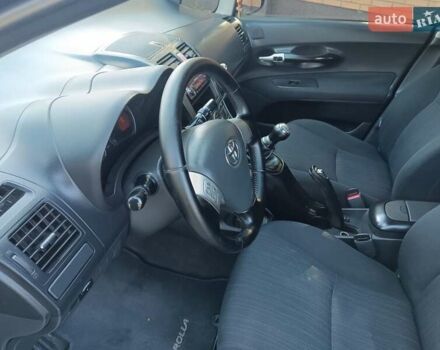 Черный Тойота Аурис, объемом двигателя 1.6 л и пробегом 199 тыс. км за 5950 $, фото 12 на Automoto.ua