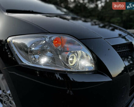 Черный Тойота Аурис, объемом двигателя 1.6 л и пробегом 245 тыс. км за 7000 $, фото 14 на Automoto.ua
