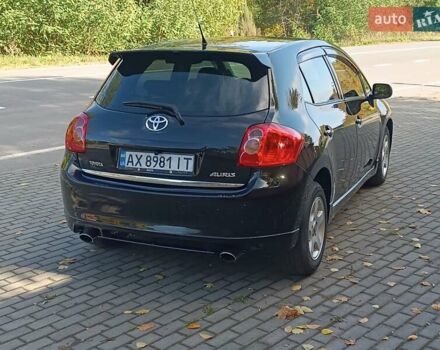 Черный Тойота Аурис, объемом двигателя 1.6 л и пробегом 199 тыс. км за 5950 $, фото 61 на Automoto.ua