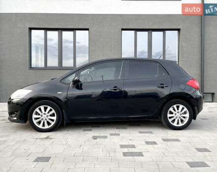 Черный Тойота Аурис, объемом двигателя 1.6 л и пробегом 207 тыс. км за 7200 $, фото 1 на Automoto.ua