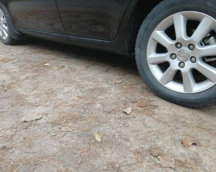 Черный Тойота Аурис, объемом двигателя 1.6 л и пробегом 195 тыс. км за 6200 $, фото 5 на Automoto.ua