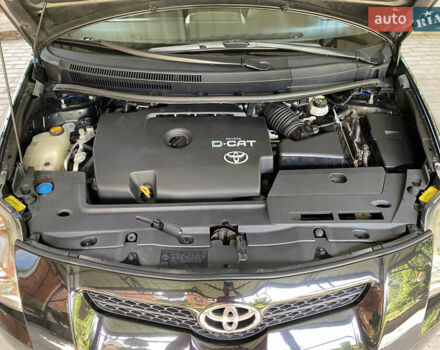 Чорний Тойота Ауріс, об'ємом двигуна 2.2 л та пробігом 240 тис. км за 6800 $, фото 36 на Automoto.ua