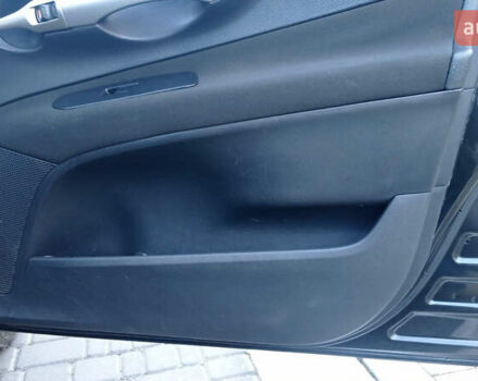 Черный Тойота Аурис, объемом двигателя 1.6 л и пробегом 236 тыс. км за 5900 $, фото 14 на Automoto.ua